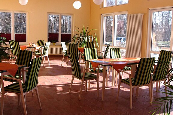 Stat.Pflege_SPZ_Wintergarten_2.jpg 